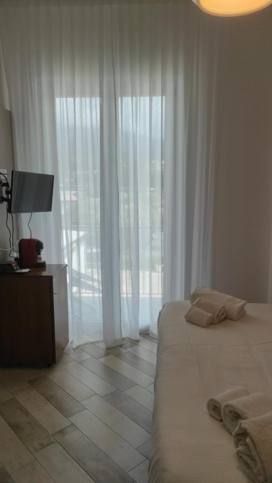 La Perla Del Tirreno Guest House سابري المظهر الخارجي الصورة