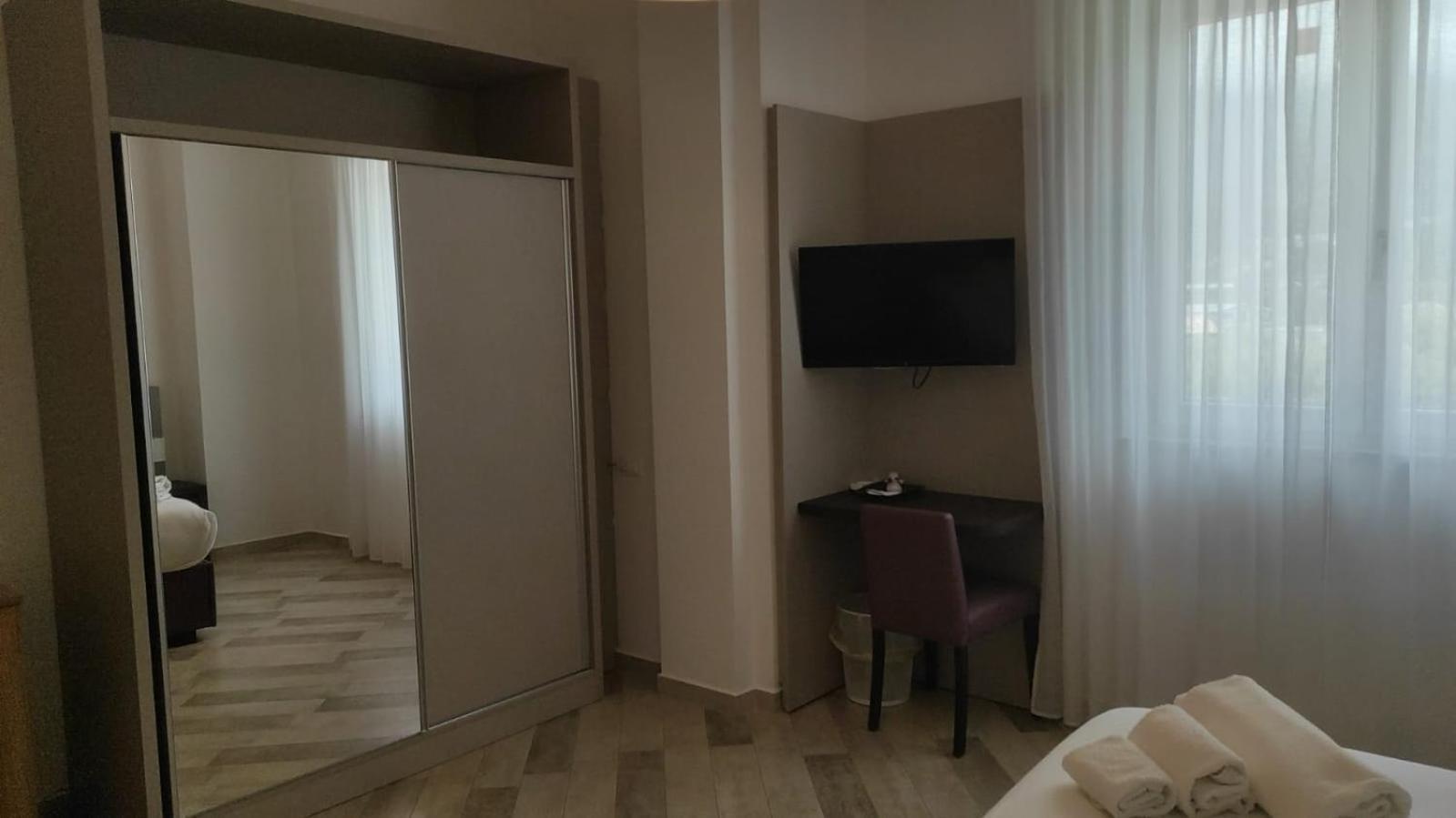 La Perla Del Tirreno Guest House سابري المظهر الخارجي الصورة